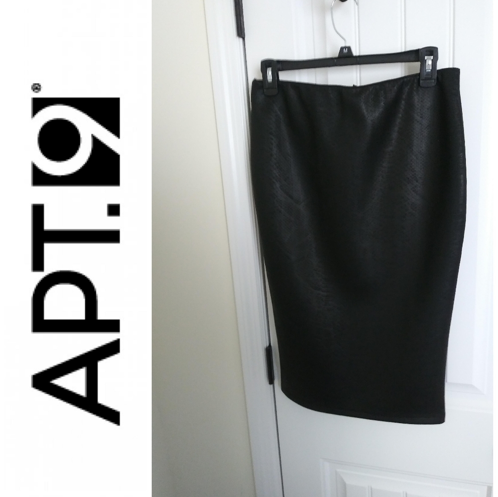 Apt. 9 - Snake Print - image 1